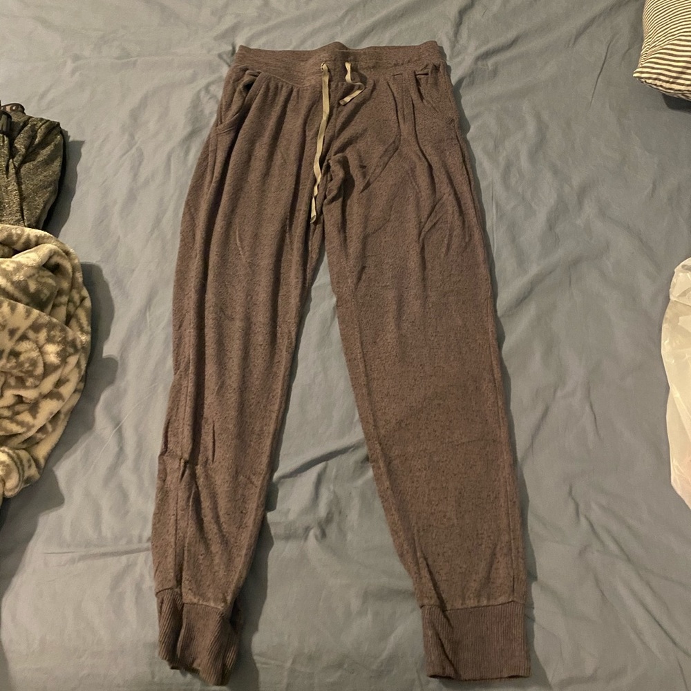 Women’s target sweatpants